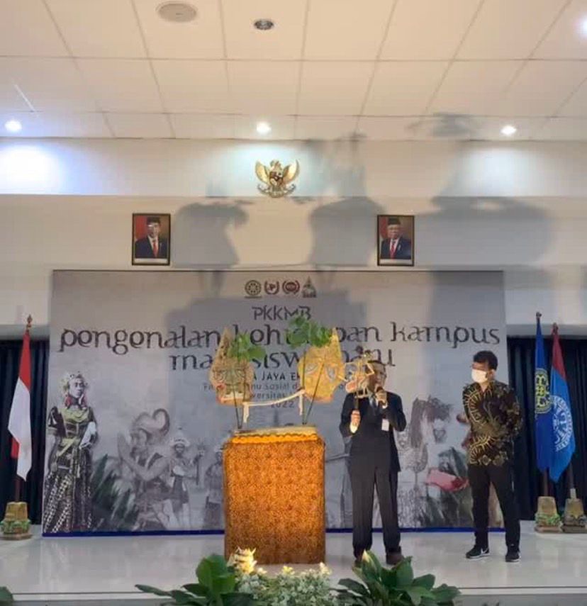 PENGENALAN KEHIDUPAN KAMPUS MAHASISWA BARU (PKKMB) FISIP UNIVERSITAS UDAYANA 2022