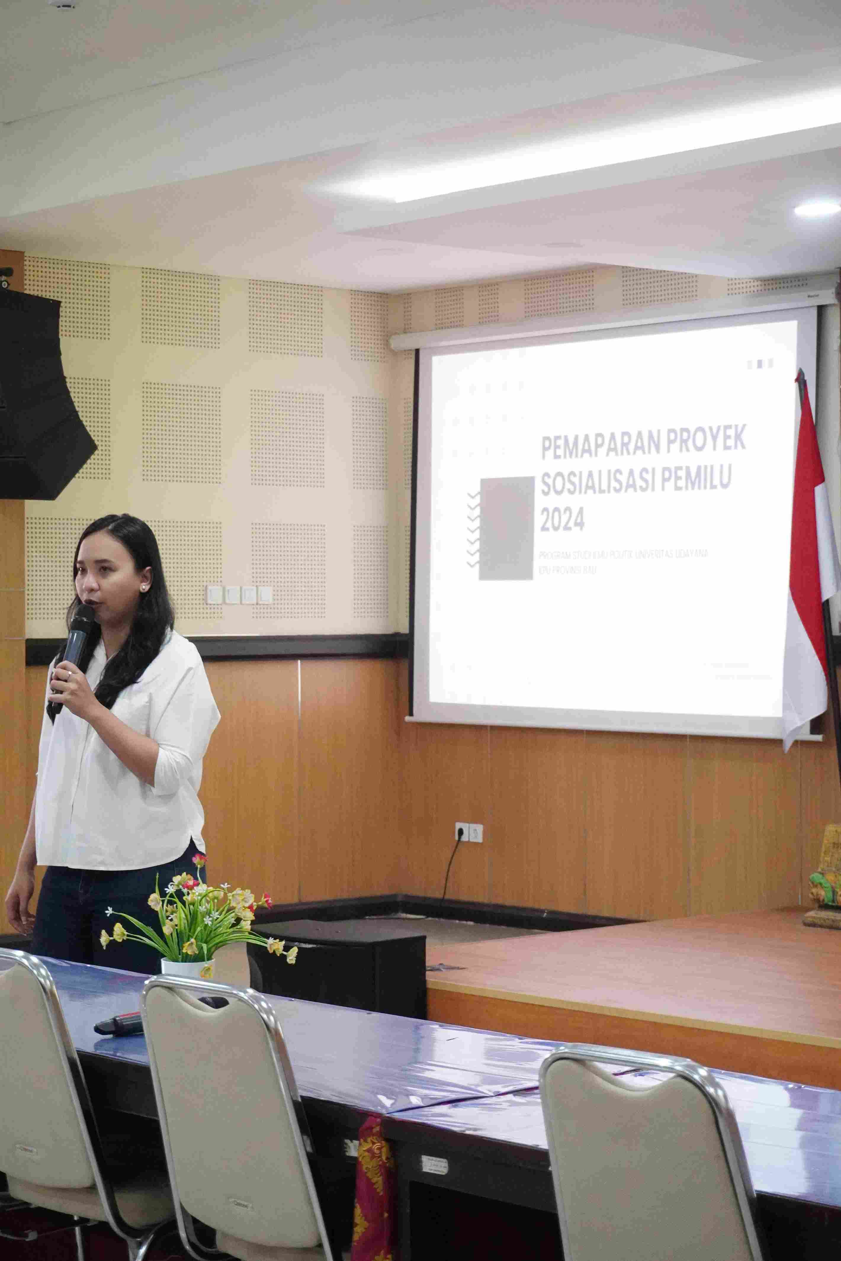 Hadirkan perwakilan KPU se-Bali, Prodi Ilmu Politik Laksanakan Pemaparan Proyek Sosialisasi Pemilu 2024