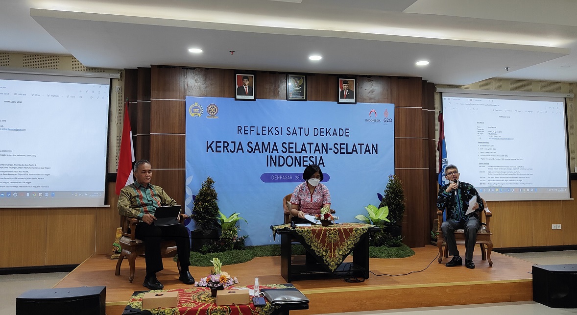Collaboration between Unud International Relations Study Program and the Indonesian Ministry of Foreign Affairs in the Indonesia South-South Cooperation Seminar