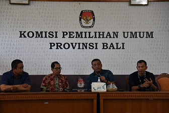 Success of the 2024 Election, FISIP Udayana Presents 24 Internship Students at KPU Bali Province