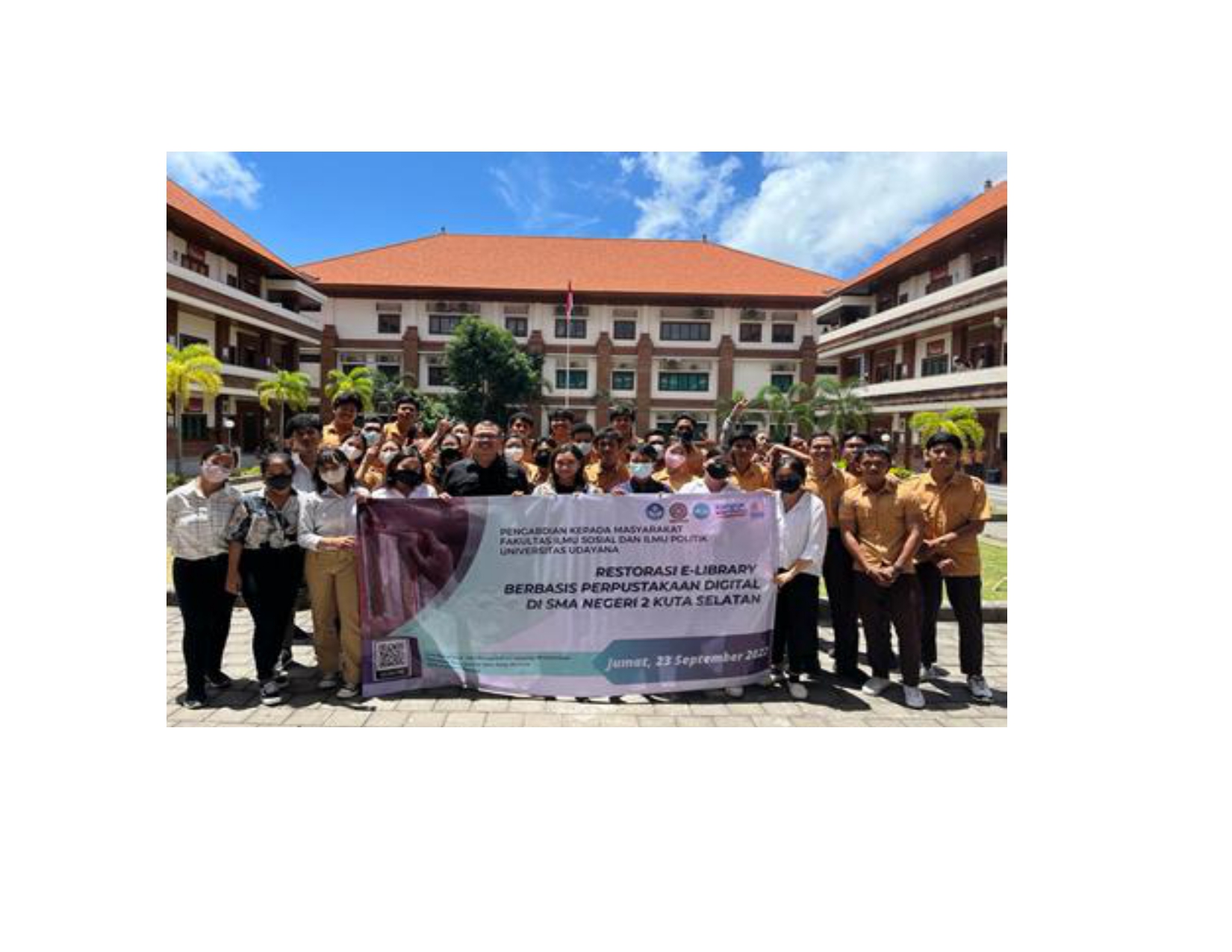 Restoration of e-Library at SMA Negeri 2 Kuta Selatan, Badung as a Community Service for the Academic Civitas FISIP Udayana University