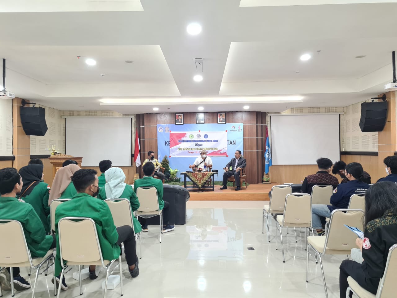 Collaboration of Student Institutions of the Faculty of Social and Political Sciences, University of Muhammadiyah Mataram with Student Institutions of the Faculty of Social and Political Sciences, Udayana University