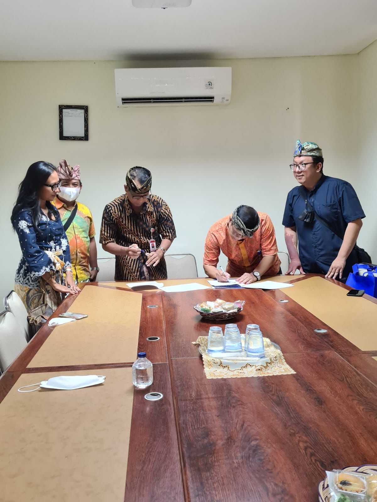 Gencar Tingkatkan Kualitas Akademik, FISIP Udayana Jalin Kerja Sama dengan IDB Bali
